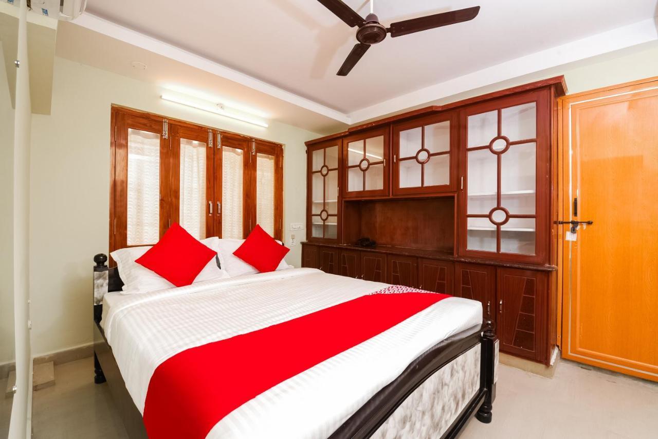 Oyo 26234 Annapurna Nilayam Hotel Vijayawada Exterior photo