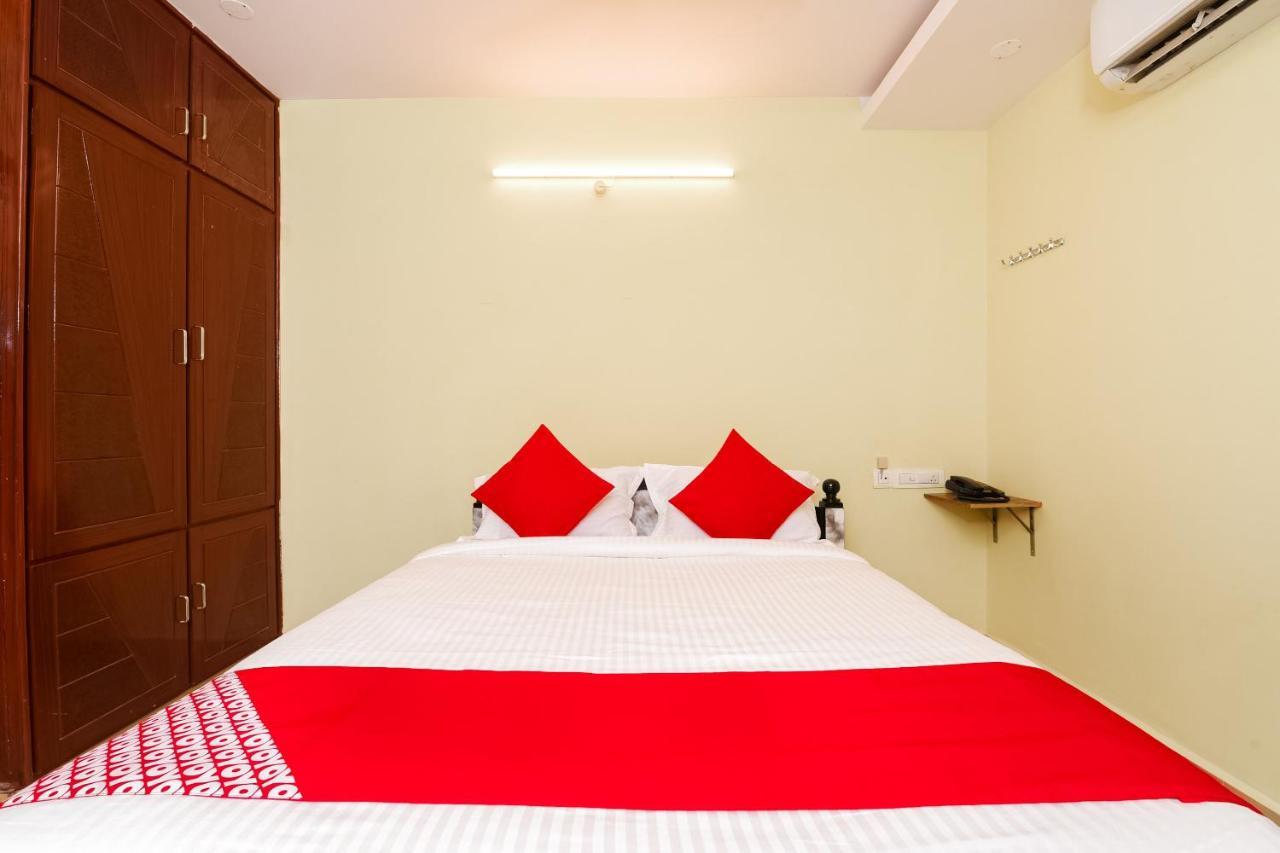 Oyo 26234 Annapurna Nilayam Hotel Vijayawada Exterior photo